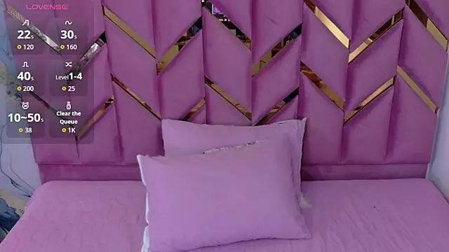 collegepawglovedaddy online show from March 20, 2026, 7:41 pm