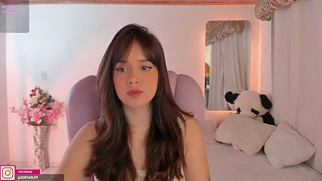 Snapshot of Paula_cutee chatting on February 13, 2025, 9:38 pm Paula cutee online show from February 13, 2025, 9:38 pm