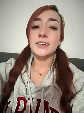 Snapshot of ariiel_ chatting on January 8, 2025, 1:00 am ariiel online show from January 8, 2025, 1:00 am