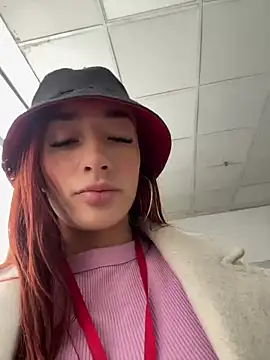 Snapshot of ariiel_ chatting on February 27, 2025, 2:43 pm ariiel online show from February 27, 2025, 2:43 pm