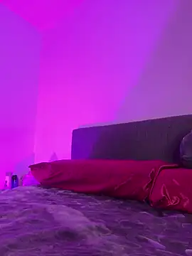 Snapshot of ariiel_ chatting on March 2, 2025, 10:59 pm ariiel online show from March 2, 2025, 10:59 pm