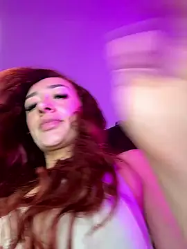 Snapshot of ariiel_ chatting on January 18, 2026, 1:26 pm ariiel online show from January 18, 2026, 1:26 pm