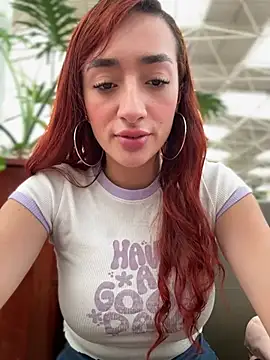 Snapshot of ariiel_ chatting on March 5, 2026, 9:55 pm ariiel online show from March 5, 2026, 9:55 pm