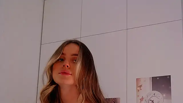 SIlviaBeyt online show from January 2, 2025, 1:06 am