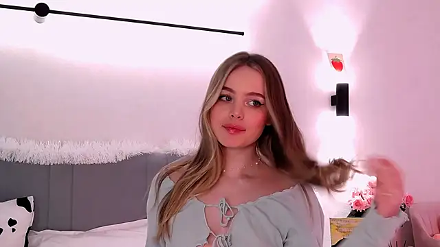 SIlviaBeyt online show from February 23, 2025, 10:53 pm