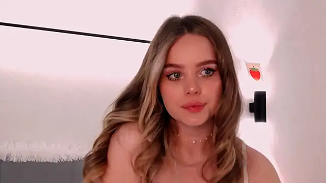 SIlviaBeyt online show from March 13, 2025, 11:38 pm