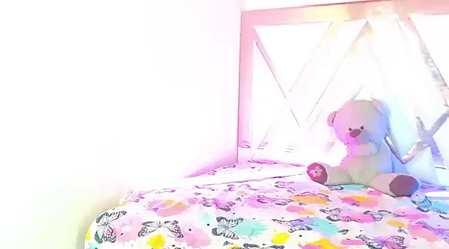 Snapshot of Yariya_sensual chatting on December 7, 2024, 11:18 am Yariya sensual online show from December 7, 2024, 11:18 am