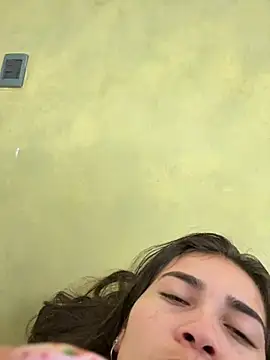 aurora divine online show from November 16, 2025, 12:55 pm