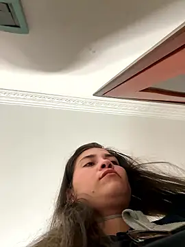 aurora divine online show from January 9, 2026, 10:55 pm