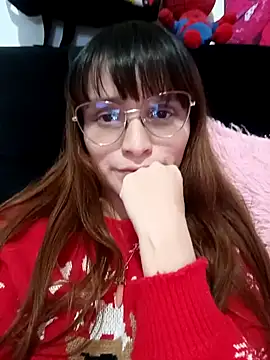 Snapshot of Lucyy-hess chatting on December 18, 2024, 3:37 am Lucyy-hess online show from December 18, 2024, 3:37 am