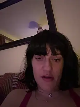  linarose online show from March 23, 2025, 2:04 am