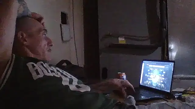 CandiedPompano online show from October 27, 2025, 9:30 pm