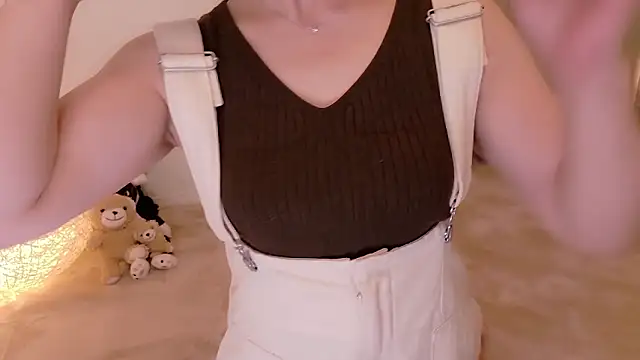 Risa 06 online show from September 21, 2025, 7:21 am