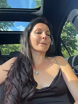 -OLYA- online show from May 17, 2026, 3:08 pm