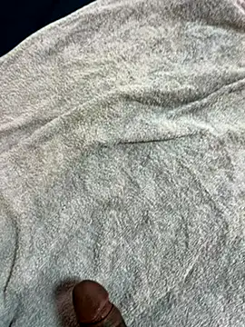 vickdiamondick online show from December 17, 2025, 11:38 am