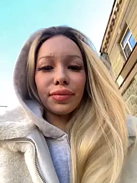 babydolll online show from October 17, 2025, 11:57 am