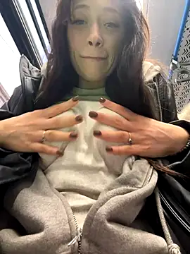 babydolll online show from December 3, 2025, 12:47 pm