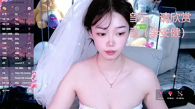 Snapshot of Sheep-1 chatting on October 26, 2025, 1:33 am Sheep-1 online show from October 26, 2025, 1:33 am