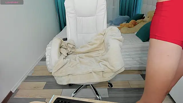 CooperAllana online show from October 14, 2025, 6:03 am