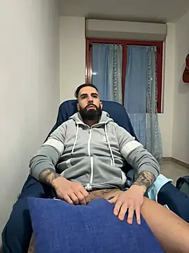 Snapshot of Gioeltoro89 chatting on January 8, 2025, 7:13 pm Gioeltoro89 online show from January 8, 2025, 7:13 pm