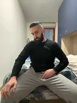 Snapshot of Gioeltoro89 chatting on February 7, 2025, 5:18 pm Gioeltoro89 online show from February 7, 2025, 5:18 pm