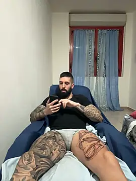 Snapshot of Gioeltoro89 chatting on November 16, 2025, 4:23 pm Gioeltoro89 online show from November 16, 2025, 4:23 pm