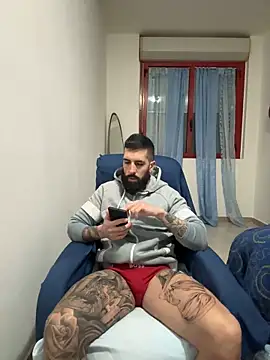 Snapshot of Gioeltoro89 chatting on December 4, 2025, 3:43 pm Gioeltoro89 online show from December 4, 2025, 3:43 pm