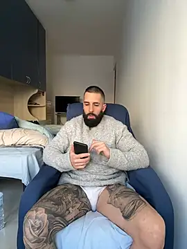 Snapshot of Gioeltoro89 chatting on February 27, 2026, 3:34 pm Gioeltoro89 online show from February 27, 2026, 3:34 pm