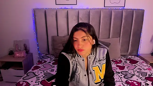 Emmy-Turnner online show from February 3, 2025, 12:03 pm