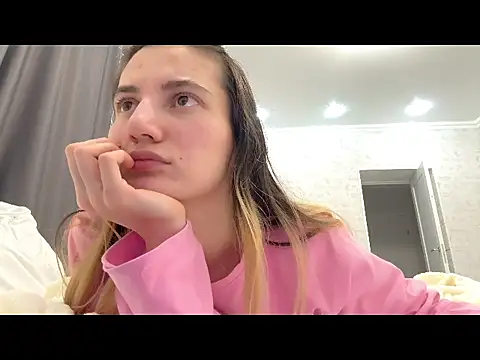 Snapshot of Asya_Fairy chatting on October 12, 2025, 7:24 pm Asya Fairy online show from October 12, 2025, 7:24 pm