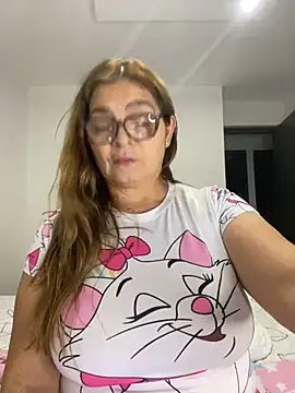 Snapshot of AntonellaAlondra4 chatting on January 4, 2025, 3:18 am AntonellaAlondra4 online show from January 4, 2025, 3:18 am