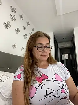 Snapshot of AntonellaAlondra4 chatting on January 12, 2025, 2:41 pm AntonellaAlondra4 online show from January 12, 2025, 2:41 pm