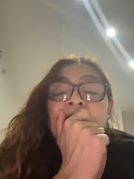 Snapshot of AntonellaAlondra4 chatting on October 19, 2025, 10:43 pm AntonellaAlondra4 online show from October 19, 2025, 10:43 pm