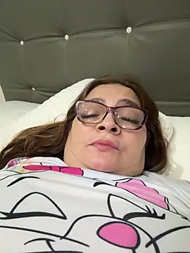 Snapshot of AntonellaAlondra4 chatting on December 22, 2025, 11:18 am AntonellaAlondra4 online show from December 22, 2025, 11:18 am