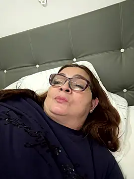 Snapshot of AntonellaAlondra4 chatting on January 8, 2026, 10:23 pm AntonellaAlondra4 online show from January 8, 2026, 10:23 pm