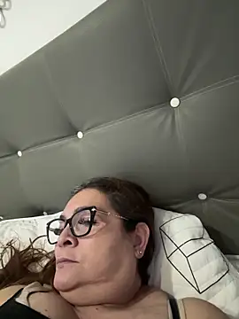 AntonellaAlondra4 online show from May 30, 2026, 12:35 pm