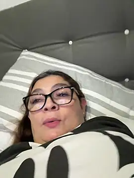 AntonellaAlondra4 online show from June 11, 2026, 3:04 am