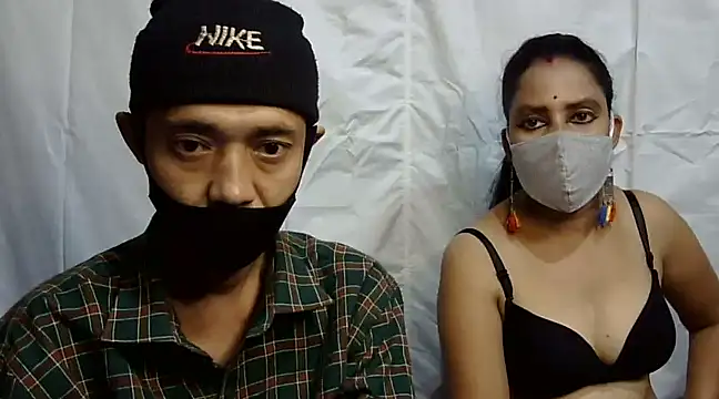 Snapshot of Pramila_Manish chatting on December 10, 2024, 5:55 pm Pramila Manish online show from December 10, 2024, 5:55 pm