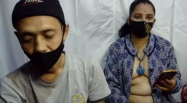 Snapshot of Pramila_Manish chatting on December 11, 2024, 2:54 pm Pramila Manish online show from December 11, 2024, 2:54 pm