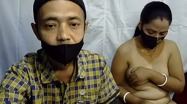 Snapshot of Pramila_Manish chatting on December 24, 2024, 1:39 pm Pramila Manish online show from December 24, 2024, 1:39 pm