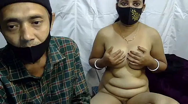 Snapshot of Pramila_Manish chatting on January 2, 2025, 3:29 pm Pramila Manish online show from January 2, 2025, 3:29 pm