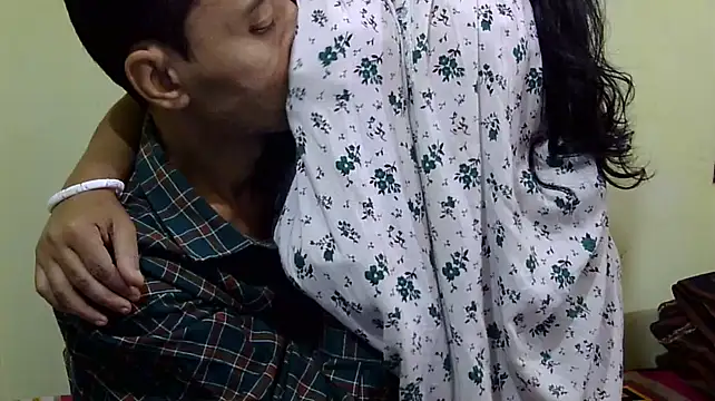 Pramila Manish online show from November 18, 2025, 2:43 pm