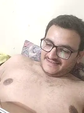 Snapshot of tarun997700 chatting on October 31, 2025, 8:32 pm tarun997700 online show from October 31, 2025, 8:32 pm