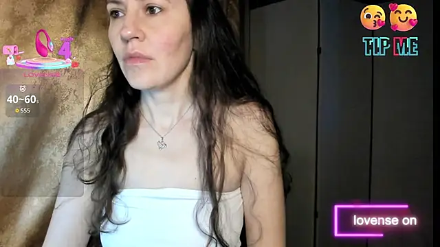 Snapshot of Found_Me chatting on February 2, 2026, 12:53 am Found Me online show from February 2, 2026, 12:53 am