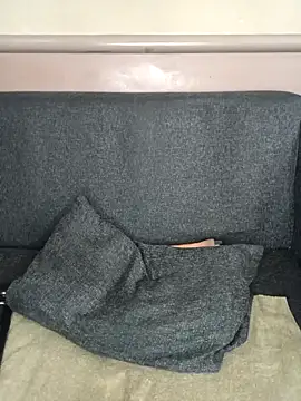 slimcate91 online show from February 26, 2025, 2:14 pm