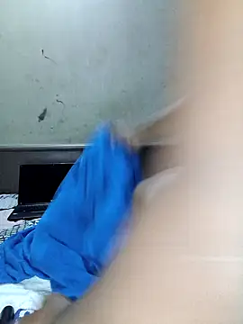 slimcate91 online show from November 21, 2025, 1:26 am