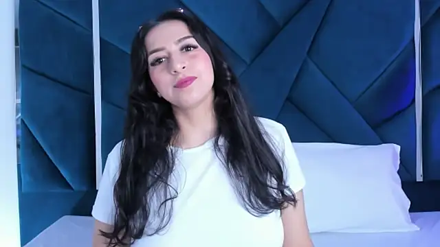 Snapshot of AlondraMendez chatting on January 27, 2025, 8:29 am AlondraMendez online show from January 27, 2025, 8:29 am