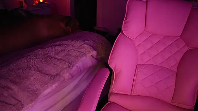 Snapshot of notoriousnatureXO chatting on March 10, 2026, 11:48 am notoriousnatureXO online show from March 10, 2026, 11:48 am