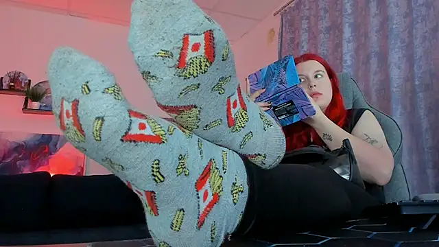 NielletaBlossom online show from February 17, 2026, 2:41 am