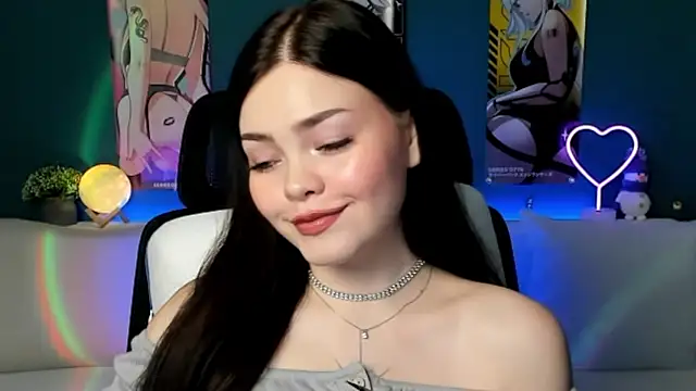 AkiraKatsu online show from December 19, 2024, 8:56 am